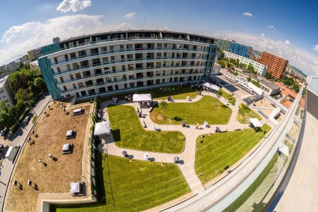 Eriss Studio Suite - Ozone Building Apartment Клуж-Напока Екстериор снимка
